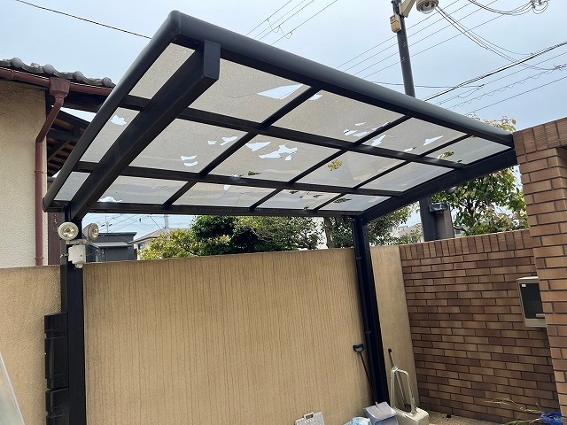 加古川市　雹被害のサイクルポート